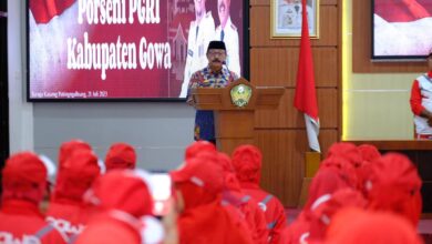 Wakil Bupati Gowa Lepas 750 Peserta Defile Porseni PGRI Asal Gowa