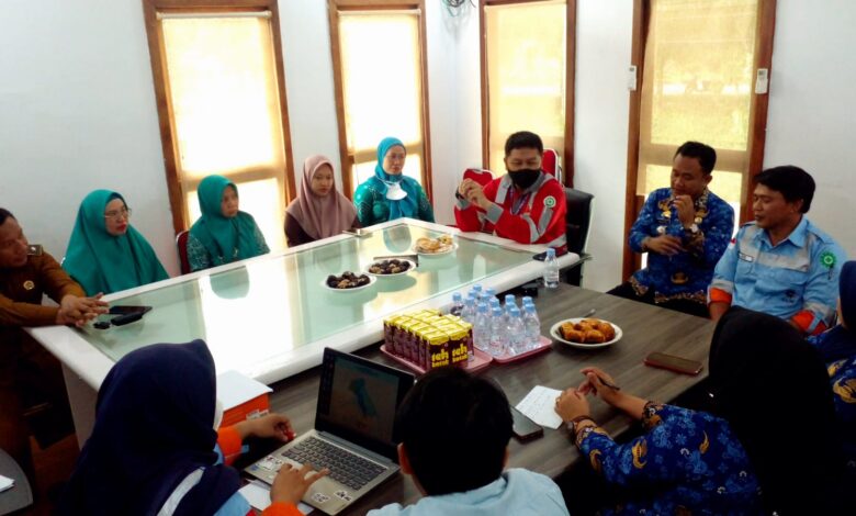 Perjanjian ini dilakukan di Kantor PT. CLM, Desa Puncak Indah, Kecamatan Malili, Luwu Timur, Senin 17 Juli 2023.