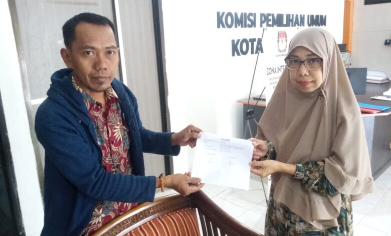 Pecat Delapan PPS, KPU Makassar Digugat