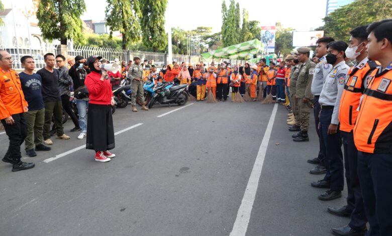 Persiapan Sambut APEKSI XVI, Fatmawati Rusdi Pimpin Giat Bersih