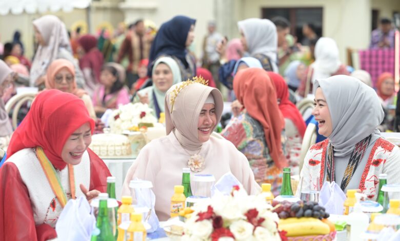 Bersama Wawali, Ketua TP PKK Makassar Jamu Istri Wali Kota se-Indonesia di Ladies Program APEKSI XVI