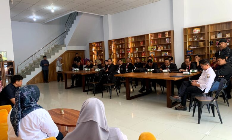 Rombongan Latpim Bali Visitasi di Inkubator UKM Makassar
