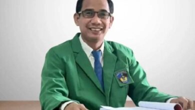 Ketua DPRD Makassar Rudianto Lallo Ujian Tesis Magister Hukum UMI