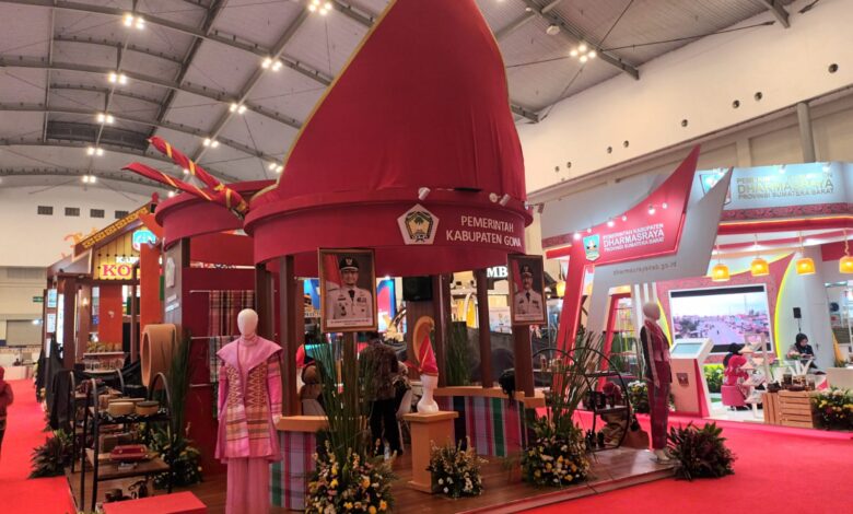 Gowa Hadirkan Miniatur Patonro di Apkasi Otonomi Expo 2023, Wapres Sempatkan Berkunjung