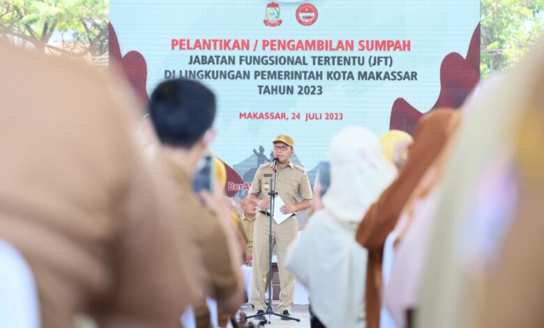 Danny Pomanto Lantik 829 Pejabat Fungsional Tertentu, Ingatkan Maksimalkan Kinerja