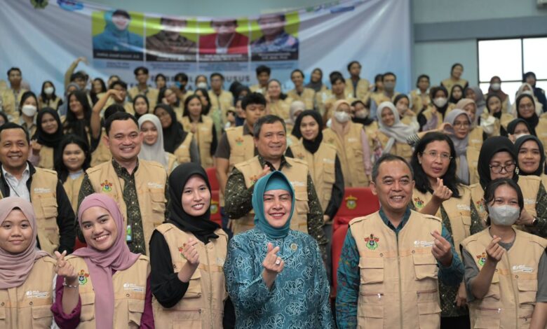 Pembekalan Mahasiswa KKN Tematik, Indira Beberkan Peran PKK Dukung Program Perlindungan Sosial
