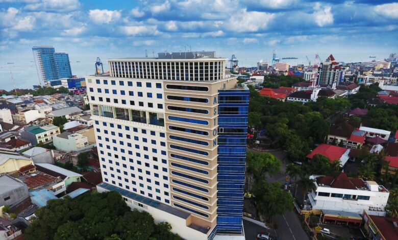 ASTON Makassar menyajikan aneka makanan & minuman yang dihadirkan khusus pada event F8 Makassar
