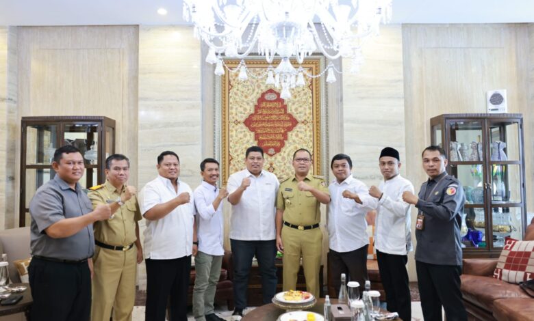 Bawaslu Makassar Silaturahmi dengan Walkot, Danny Pomanto Tekankan Keadilan Politik