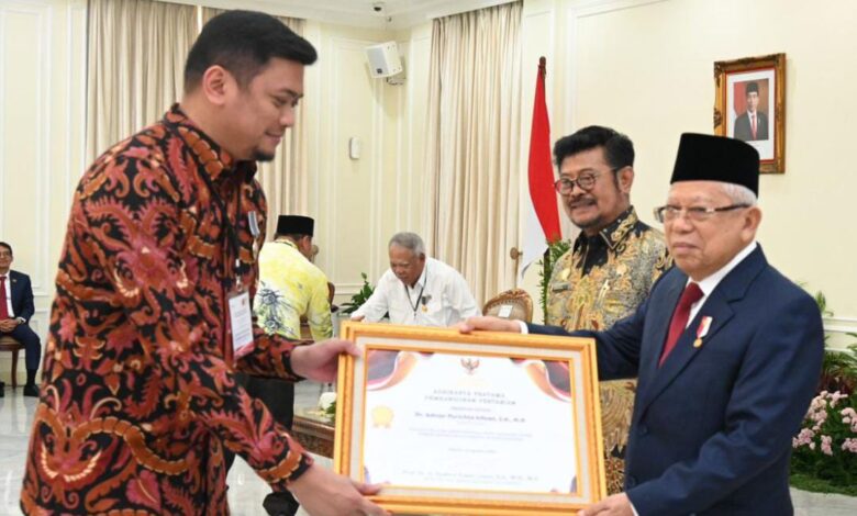 Berkontribusi Terhadap Peningkatan Produktivitas Pertanian, Adnan Diganjar Penghargaan Adhikarya Pratama