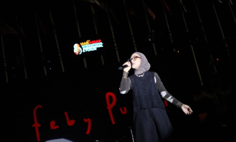 Feby Putri Nilam Sukses Buat Galau Penonton F8
