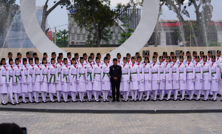 Hadianto Rasyid Kukuhkan Anggota Paskibraka Kota Palu 2023