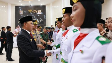 Danny Pomanto Kukuhkan Pasukan Pengibar Bendera Pusaka Kota Makassar 2023