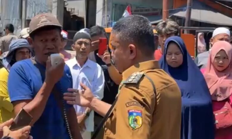 Wali Kota Palu Tinjau Pasar Inpres Manonda Pasca Bentrok