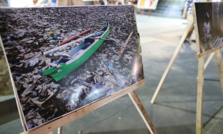 Fotografer Andi Fauzan Melalui Foto Menggugah Kepedulian Masyarakat Terhadap Sampah