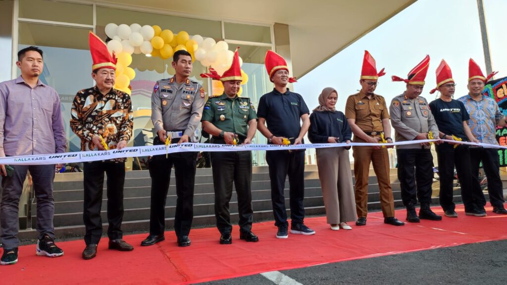 Kalla Kars Gelar Grand Opening Store United E-Motor Makassar Sekaligus Launching MX 1200