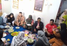 Makan Barobbo Bersama, KWT Longwis Himreta Nikmati Hasil Panen