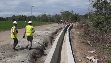 Pemprov Sulsel Kerjakan Jalan pada Ruas Tanabatue - Sanrego - Palattae di Bone