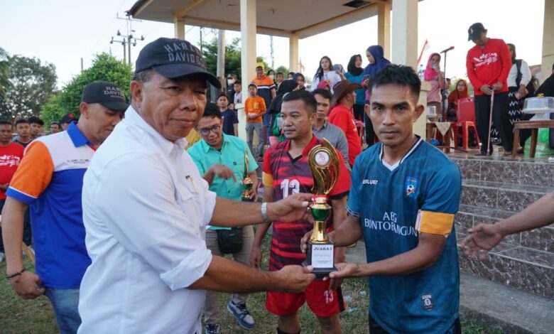Bonto Bangun Kembali Rajai Bupati Cup 2 Bulukumba Zona Rilau Ale, Andi Utta Puji Kinerja Wasit