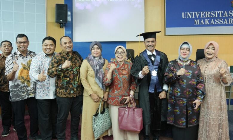 Guru Besar Prof Asri Jaya Dikukuhkan, Indira Yusuf Ismail Sampaikan Dukungan Penuh