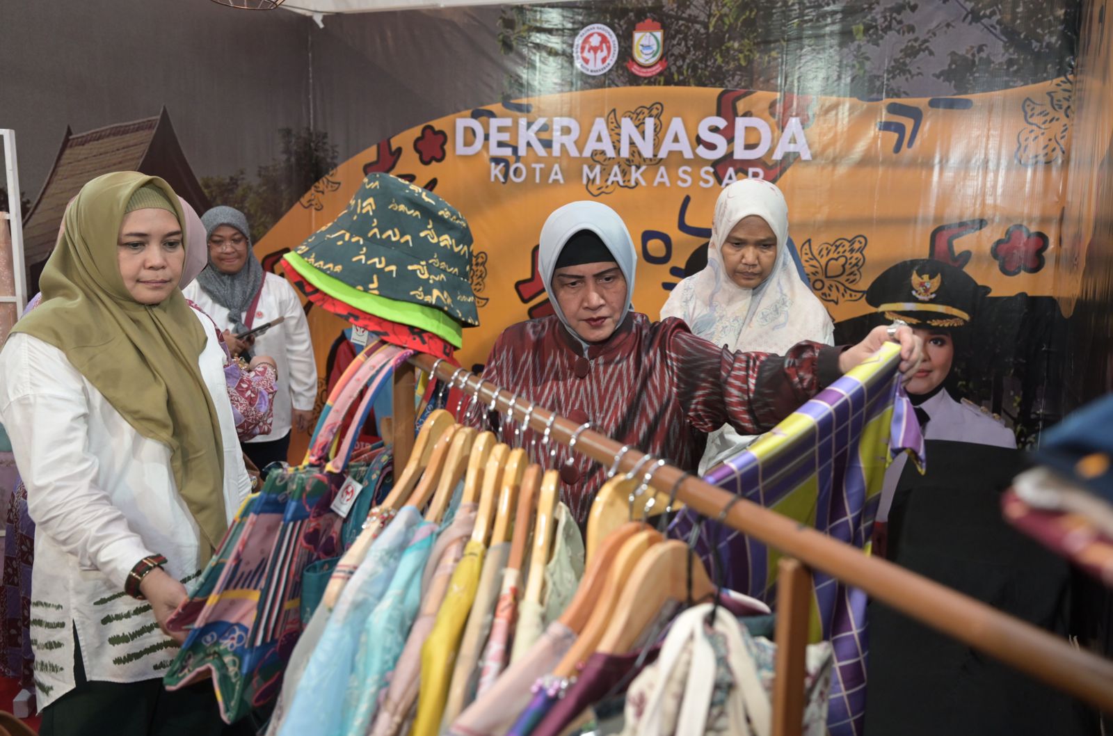 Ketua Dekransda Makassar Hadiri Malam Ramah Tamah Expo Dekranasda Sulsel 2023 di Wajo
