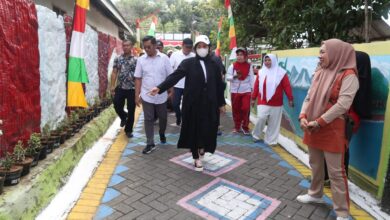 Kunjungi Longwis Bahagia, Fatmawati Rusdi Apresiasi Partisipasi Warga