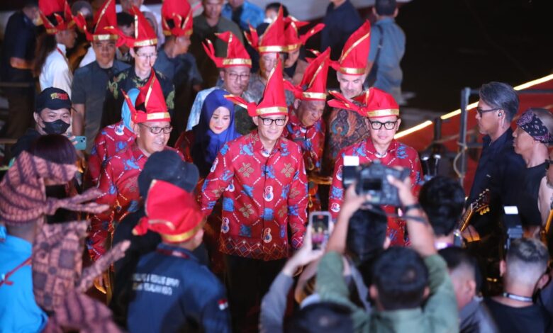 Menparekraf Sandi Akui Makassar F8 The Best Waterfront Festival di Dunia