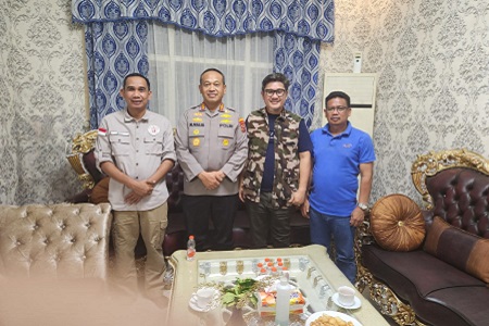 Kapolrestabes Makassar Fasilitasi Negosiasi Antara DPRD dan Perwakilan Warga Tamangapa Terkait Polemik TPA Antang