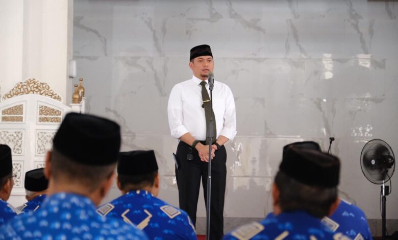Bupati Gowa Serahkan SPP untuk Plh Sekda dan Plt Kadisperdastri Gowa
