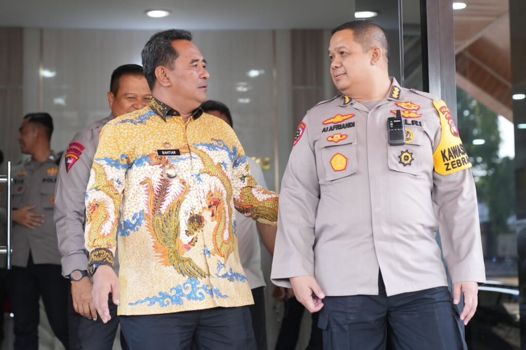 Pj Gubernur Sulawesi Selatan Jalin Sinergitas TNI/Polri Hadapi Pemilu Mendatang