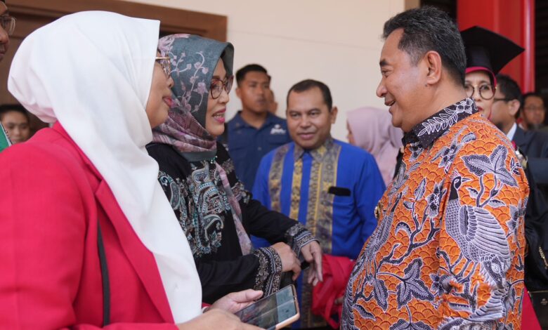 Hadiri Dies Natalis Unhas, Pj Gubernur Sulsel Harap Kampus Berkontribusi untuk Ketahanan Pangan