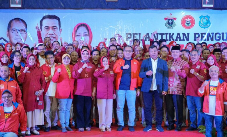 Danny Pomanto Lantik Misbawati Wawo Bersama 300 Lebih Pengurus IKA Unhas Bulukumba