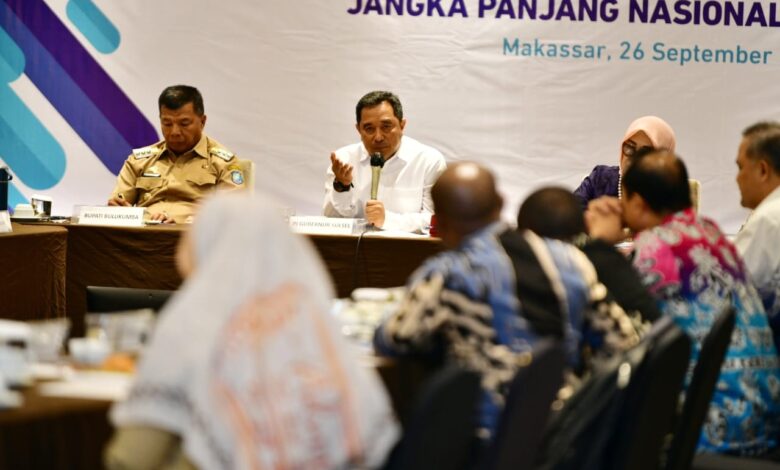 Hadiri Forum Bappeda Provinsi se-KTI, Pj Gubernur Sulsel Sebut Arus Distribusi Barang dan Jasa Belum Didukung Infrastruktur Memadai