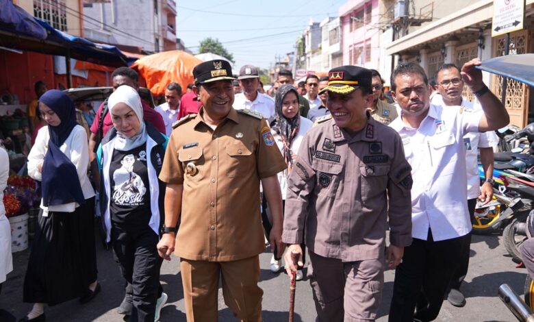 Pj Gubernur Bahtiar Akan Tindak Tegas Pelaku Spekulan Komoditi Pangan