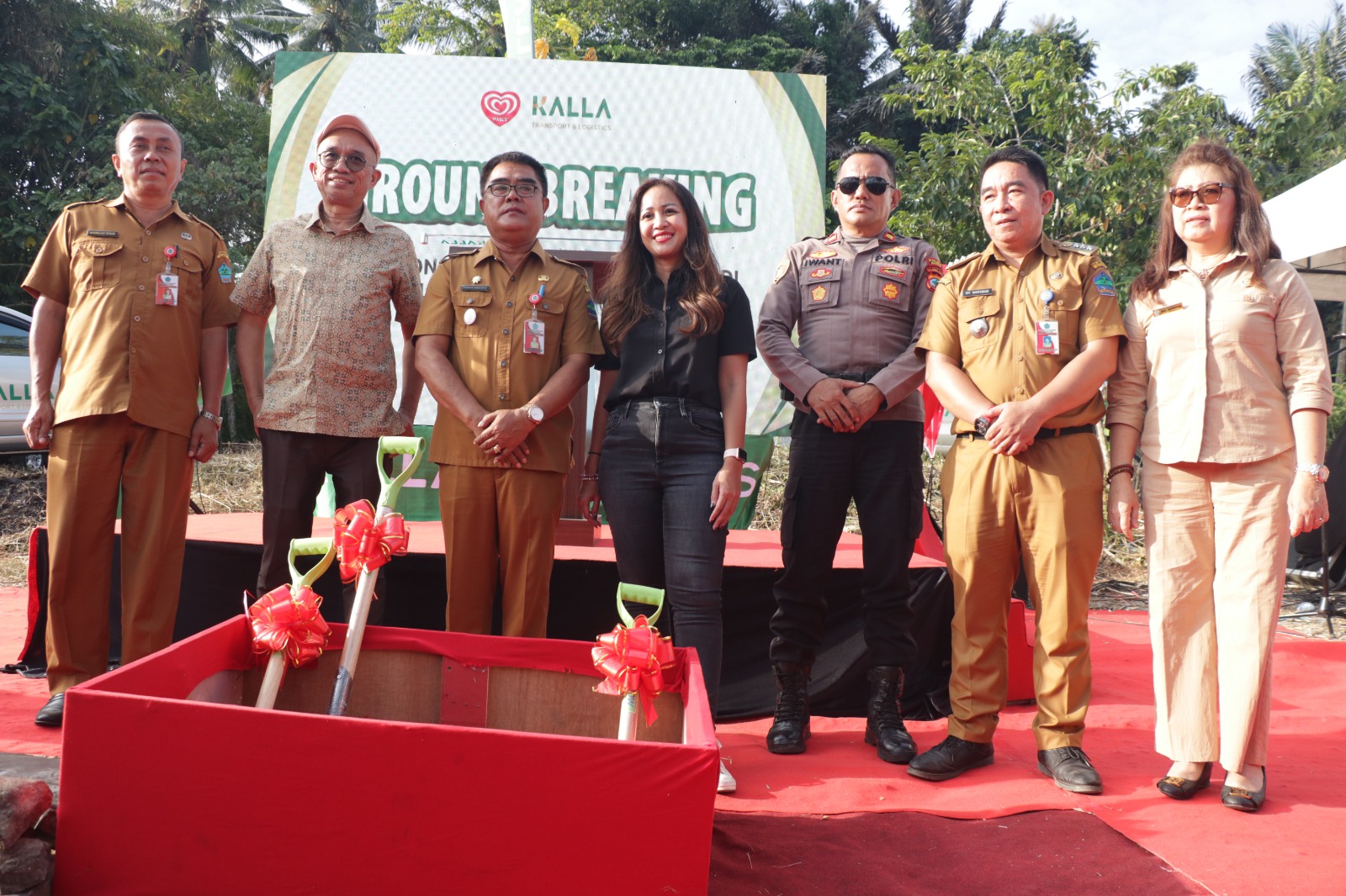 Perkuat Pasar di Sulut, Kalla Translog & Unilever Groundbreaking New Concess Wall's Airmadidi