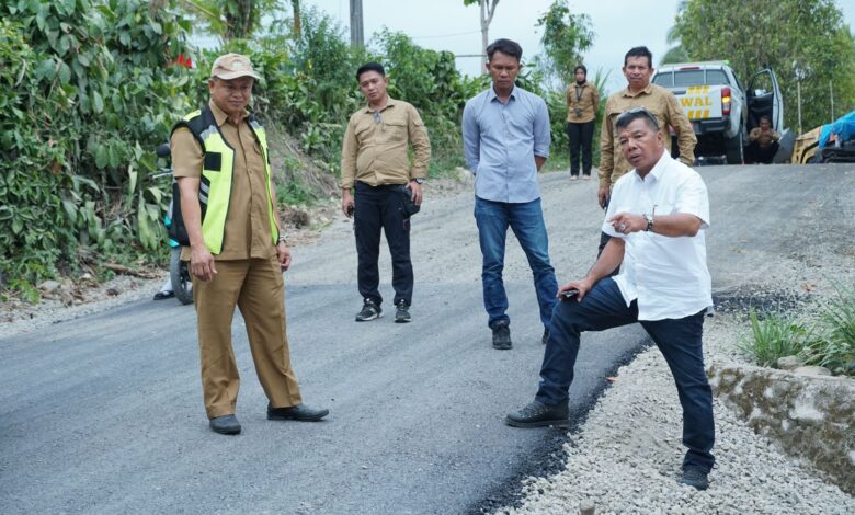 Ruas Jalan Harue-Balihuko Mulai Mulus, Warga Bersyukur