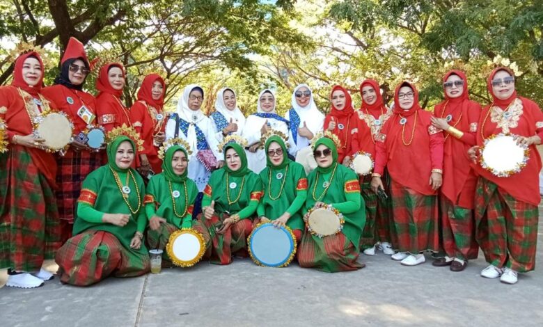 Boyong 450 Peserta, BKMT Kabupaten Gowa Juara 1 Lomba Parade Rabbana Tingkat Provinsi