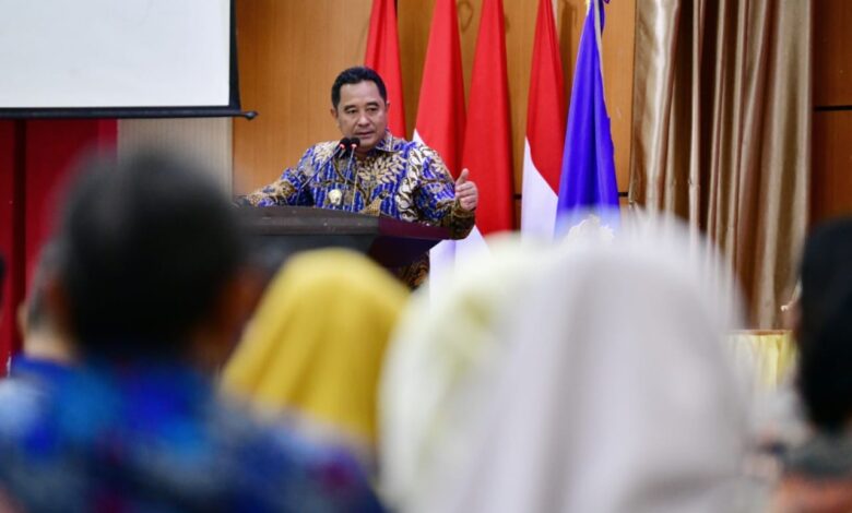 Pj Gubernur Sulsel Ajak ASN Kolaborasi Atasi Kemiskinan Ekstrem dan Stunting