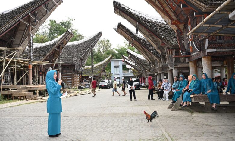 Sofha Marwah Kagumi Keindahan Toraja