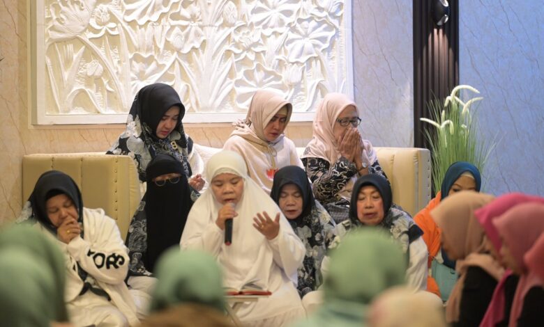 TP PKK Makassar Isi Kegiatan Family Gathering dengan Zikir Bersama