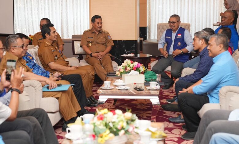 Undang HNSI, Pj Gubernur Bahtiar Serap Aspirasi Nelayan Sulsel