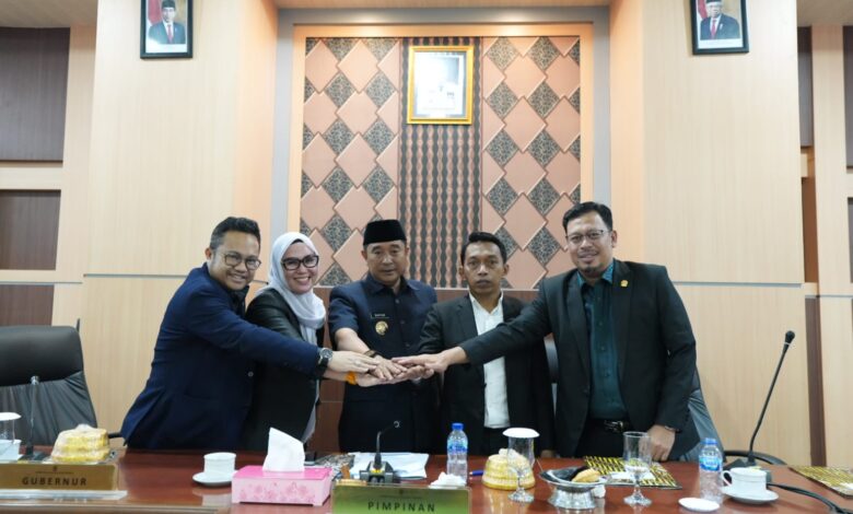 DPRD Sulsel Setuju Atas Jawaban Pj Gubernur Sulsel, Ranperda Tentang APBD TA 2024 ke Tahap Pembahasan