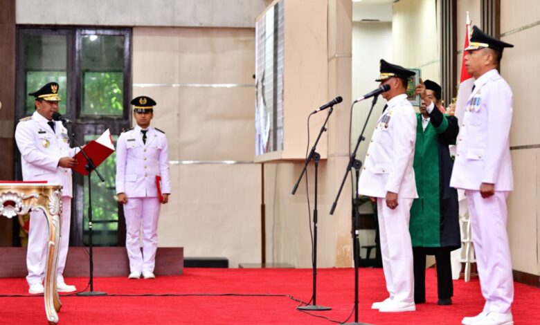 Pj Gubernur Sulsel Lantik Pj Bupati Enrekang dan Pj Wali Kota Parepare, Minta Segera Bergerak dan Bekerja