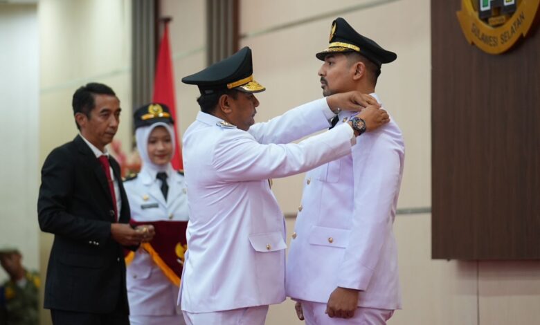 Pj Gubernur Sulsel Lantik Akbar Laluasa Jadi Wabup Lutim