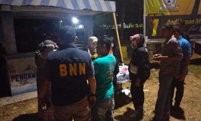 BNNK Bone Gelar Razia, 4 Orang Dinyatakan Positif Sabu 1 Orang Pengguna Obat Denzo