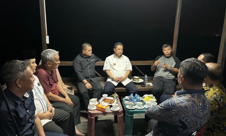 Bupati Andi Utta Jamu Pj Gubernur Sulsel di Kediamannya Larea Rea Sinjai