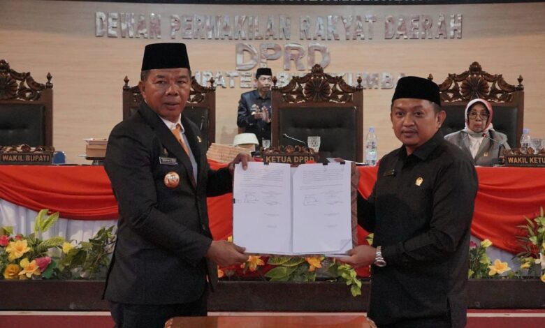 Bupati Bulukumba Serahkan Ranperda APBD 2024