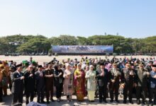 Hadiri Parade dan Defile, Danny Pomanto Bangga Lihat Kekompakan TNI dan Rakyat