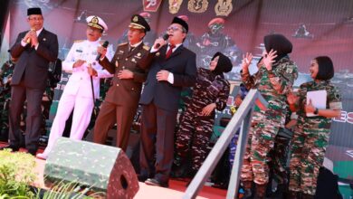 Momentum HUT TNI ke-78, Danny Pomanto: Masyarakat Makassar Bergembira TNI Dekat Rakyat