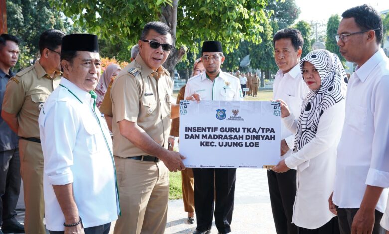 Serahkan Insentif Guru TPA/TKA Dari Baznas, Andi Utta Tekankan Pendidikan Moral Generasi Muda