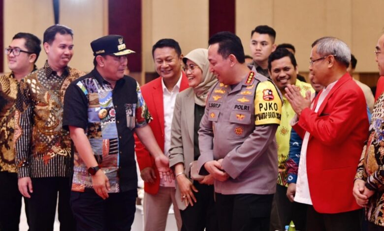 Kapolri Puji Kepemimpinan Bahtiar Baharuddin di Sulsel